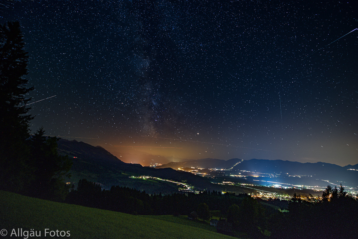 Milchstrasse über Sonthofen