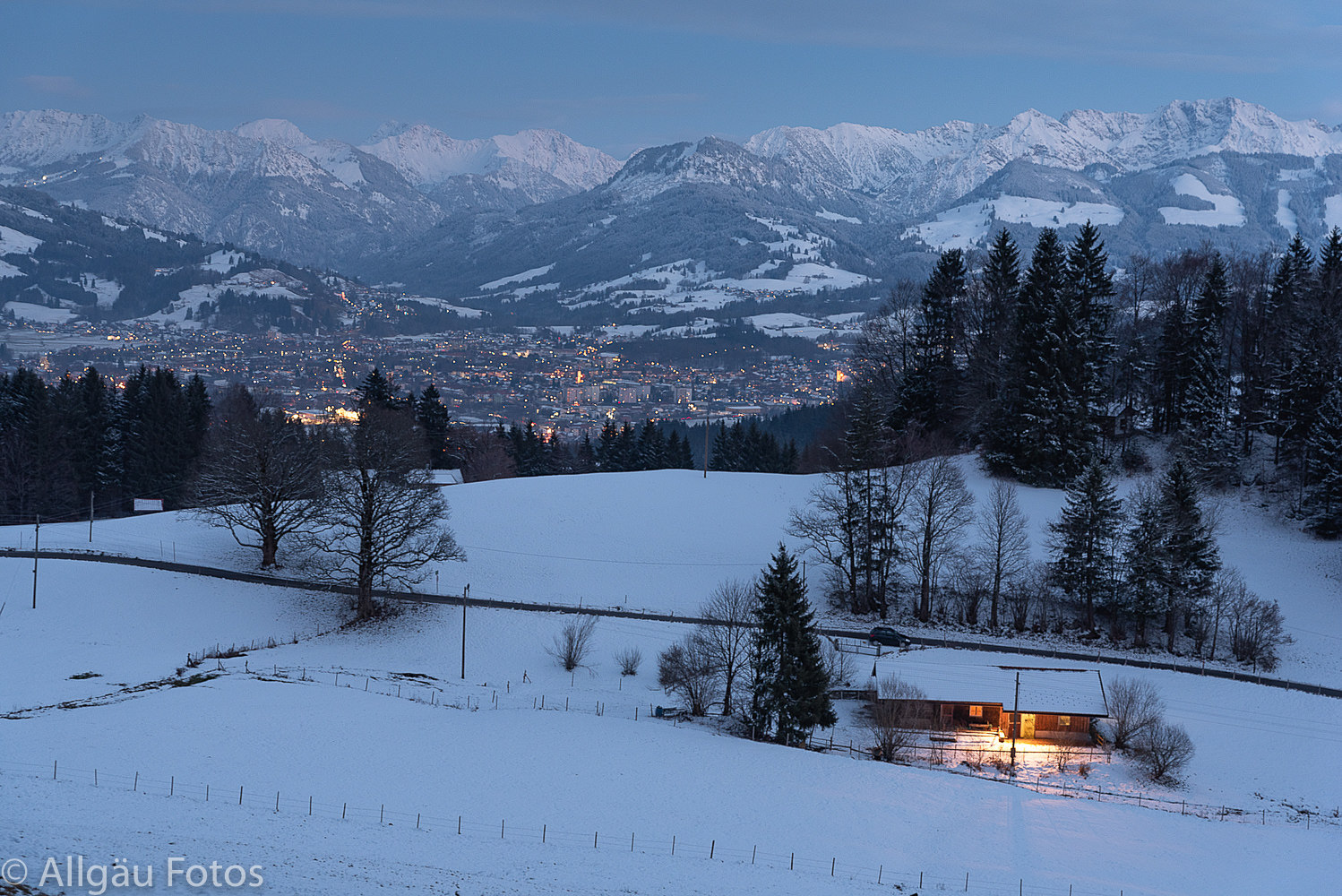 Blick unterhalb Bärenköpfle über Sonthofen