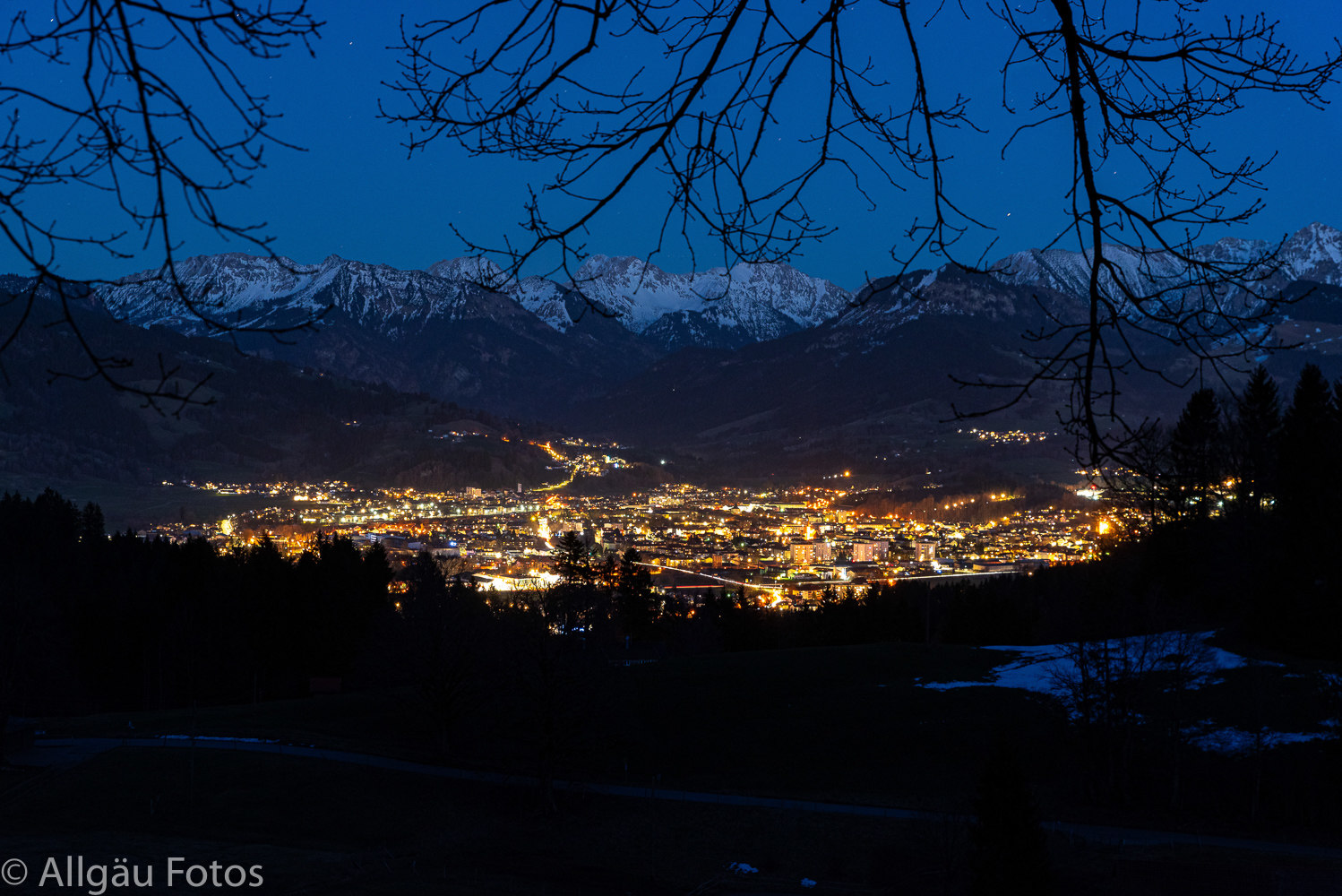 Blick unterhalb Bärenköpfle über Sonthofen